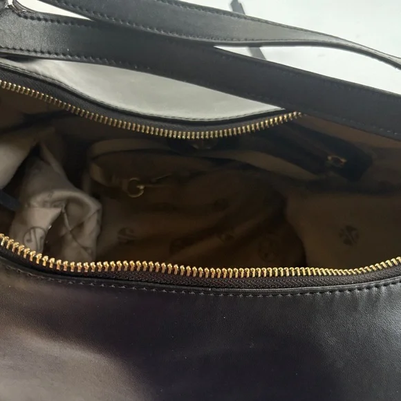 Catherine Malandrino Segolene en cuir Black Leather Hobo Bag with Tassel - Picture 5 of 8